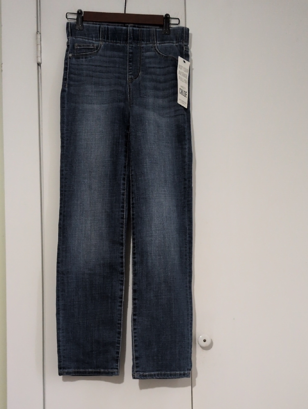 Liverpool Jeans Company Women's Medium-Dark Blue Straight Leg Jeans